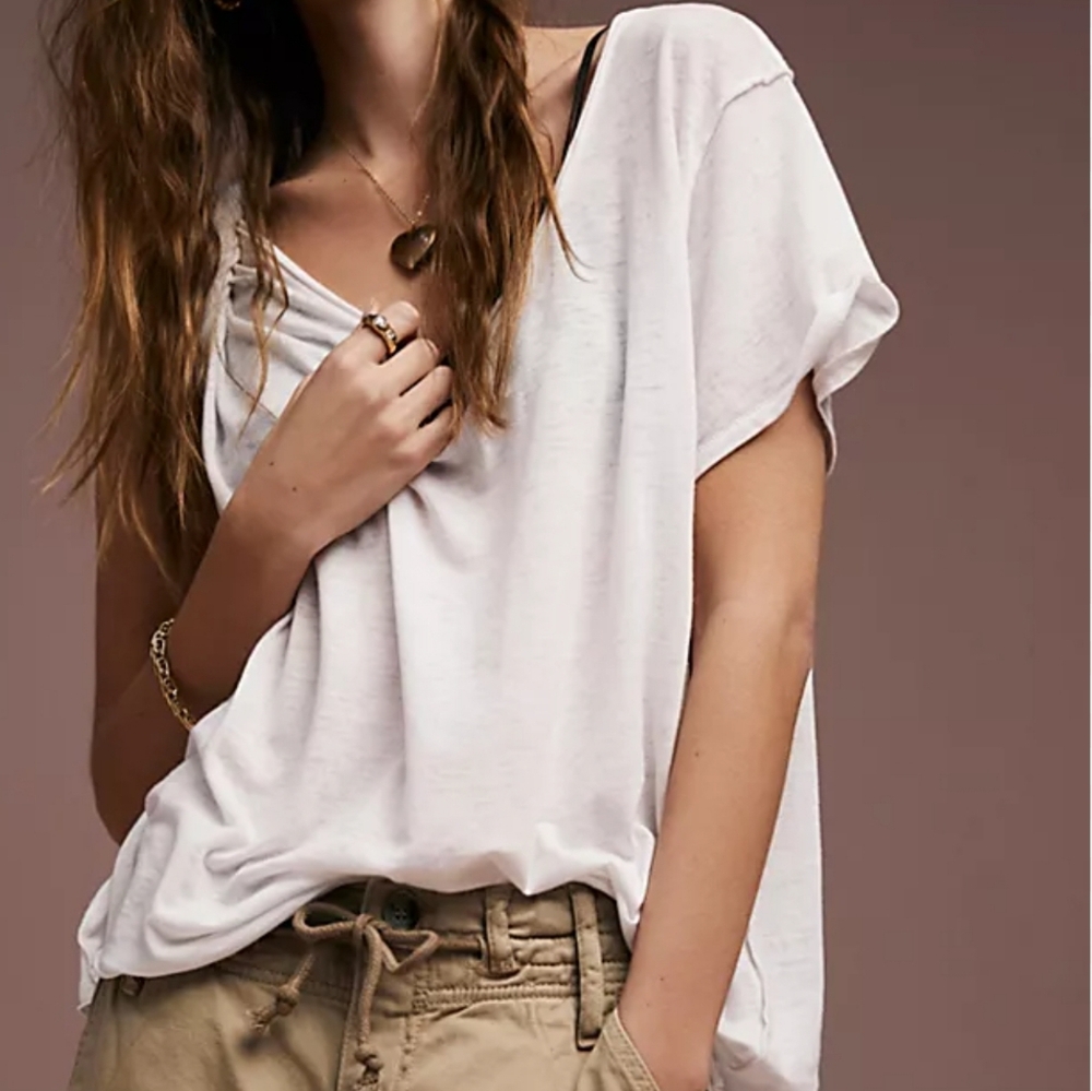 LAVENDER ACCENT FREE PEOPLE SCOOP  BOAT NECK  TEE WITH  1 SLEEVE TOP